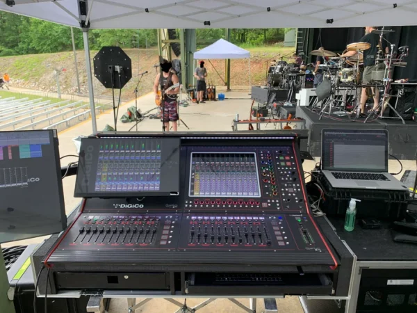 Alquiler por Día / Digico Quantum 225 + MQRack